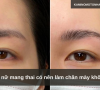 Phụ nữ mang thai có nên làm chân mày không?