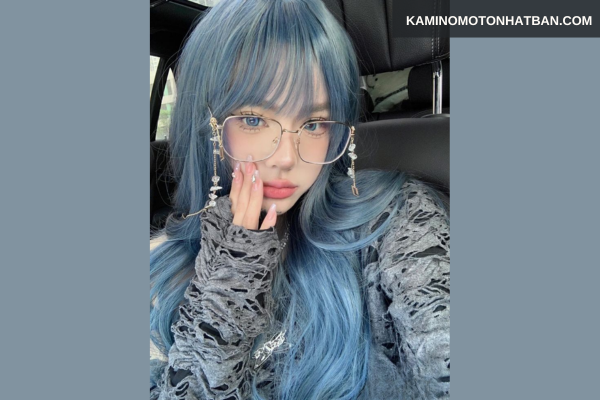 Đặc điểm nổi bật của tóc màu khói xanh dương