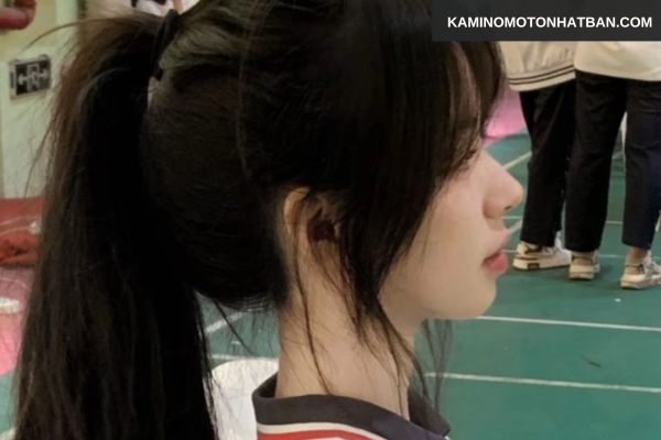 Đổi kiểu tóc để che tóc bết