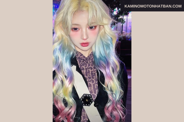 Các kiểu nhuộm tóc 7 màu nữ phổ biến