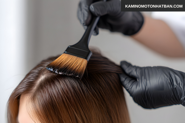 Có nên nhuộm tóc khi cho con bú?