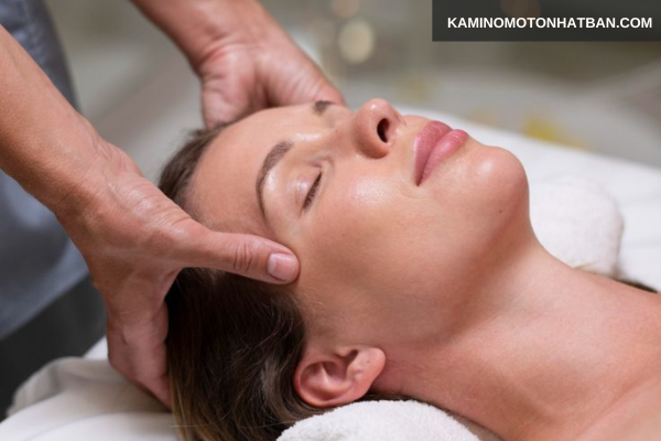 Chăm sóc da đầu để tóc khỏe từ gốc