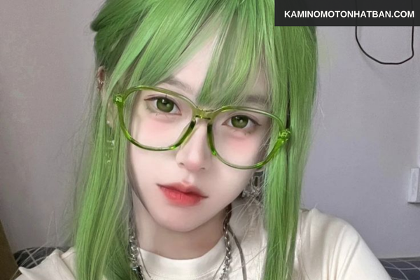 Con gái có nên nhuộm tóc