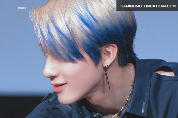 Hướng dẫn cách chăm sóc tóc highlight xanh dương