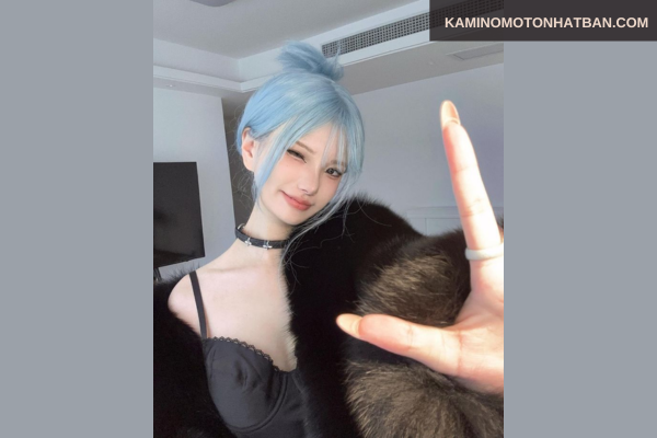 Hướng dẫn nhuộm tóc khói xanh dương tại nhà