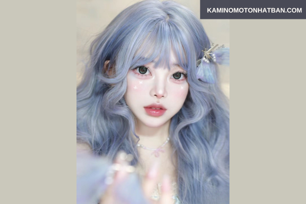 Màu xanh dương ánh khói có cần tẩy tóc không?