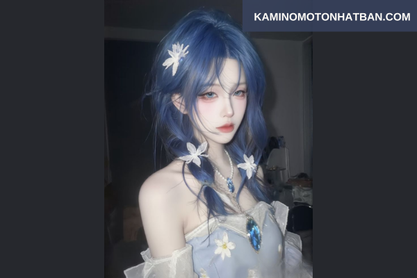 Xanh dương xám khói màu tóc của thời đại